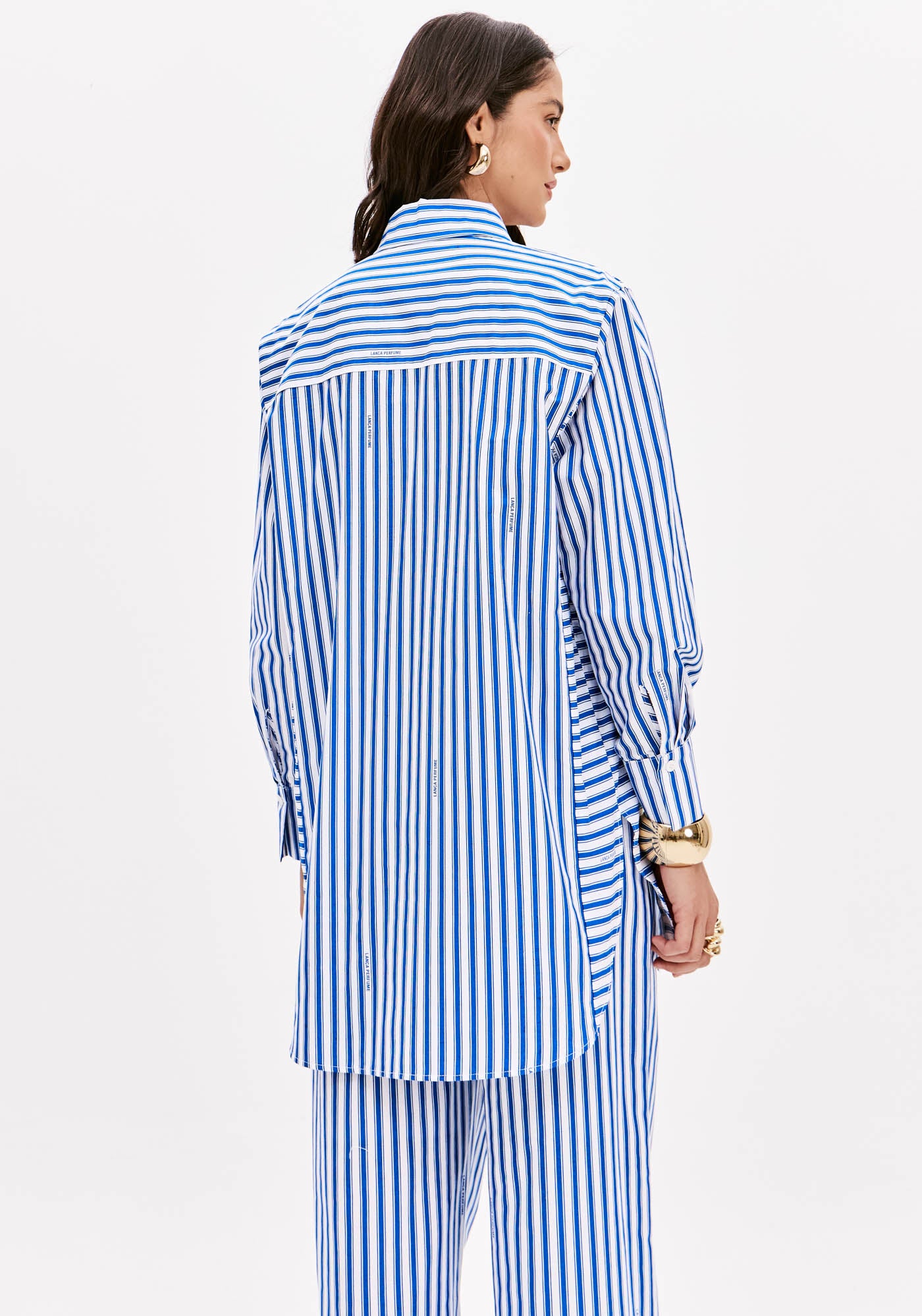 Blusa Pinstripe Bic - Lança perfume