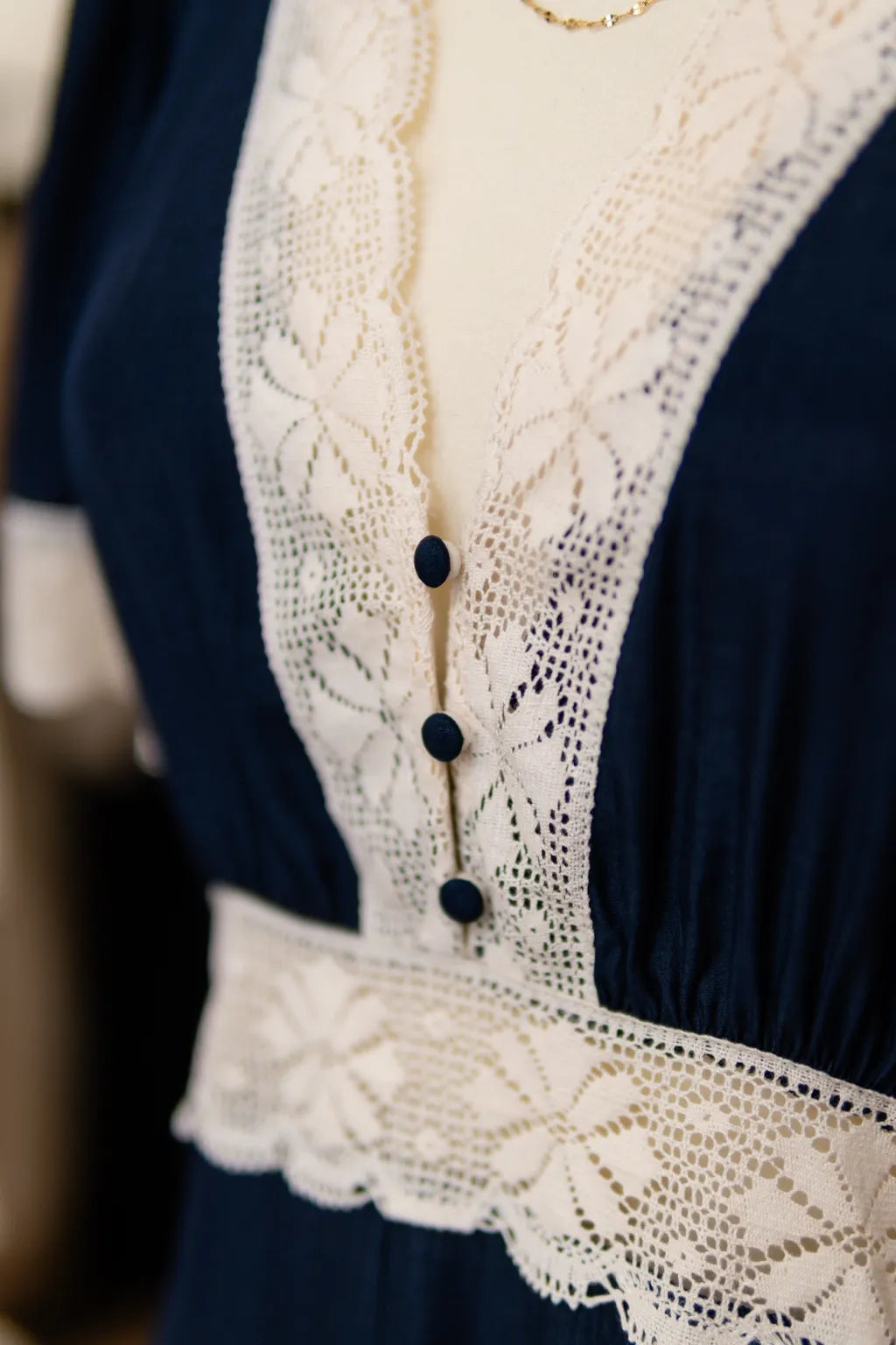Vestido Felicity dress navy - Traffic people
