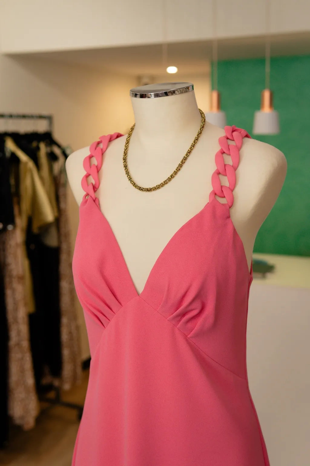 Vestido cadenas - Lança Perfume