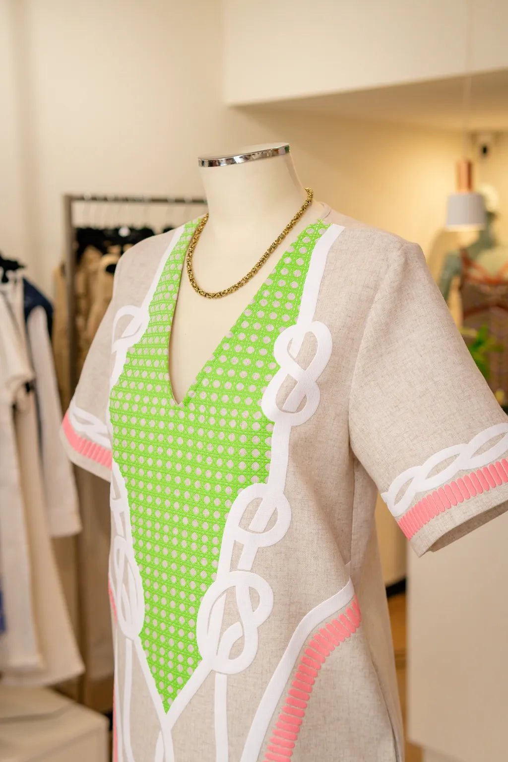 Vestido curto neon - Lança Perfume