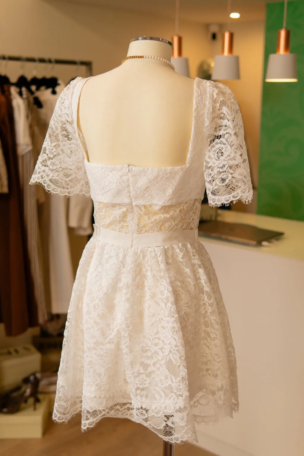 Vestido curto renda - Imperial