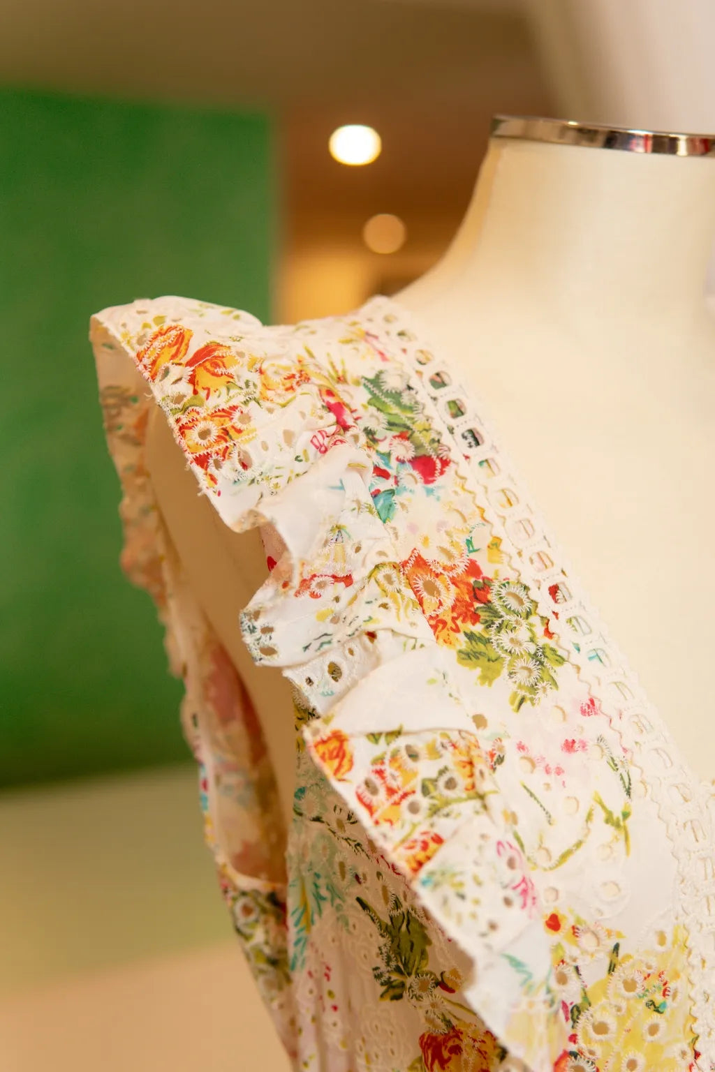 Vestido Floral Bordado - Dixie