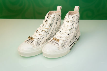 Sneakers - Josh V