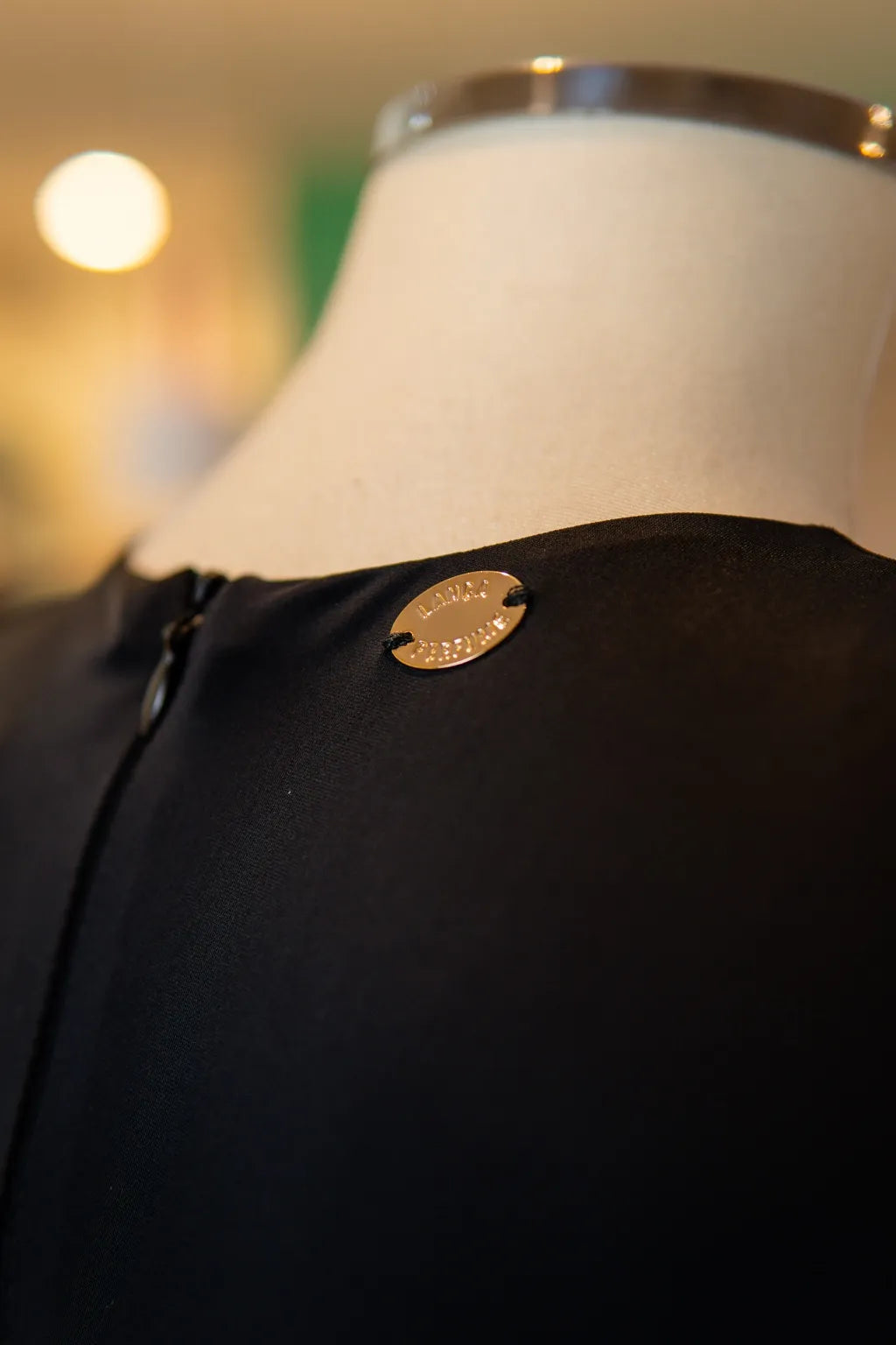 Vestido Black - Lança perfume