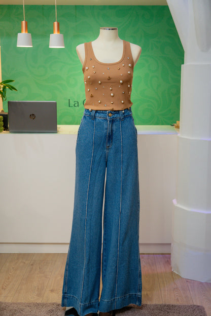 Top com aplicações camel - Lança perfume