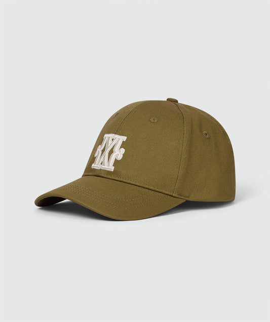 Image 3: Voorzijde pet in de kleur Olive Green met JOSH V logo voorop, weergegeven op een lichtgrijze achtergrond