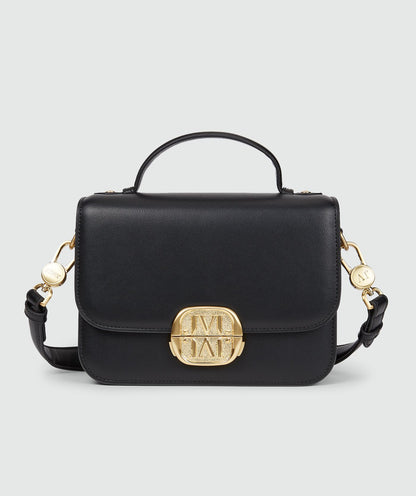 Image 3: Voorzijde van tas in het zwart met goudkleurige buckle sluiting