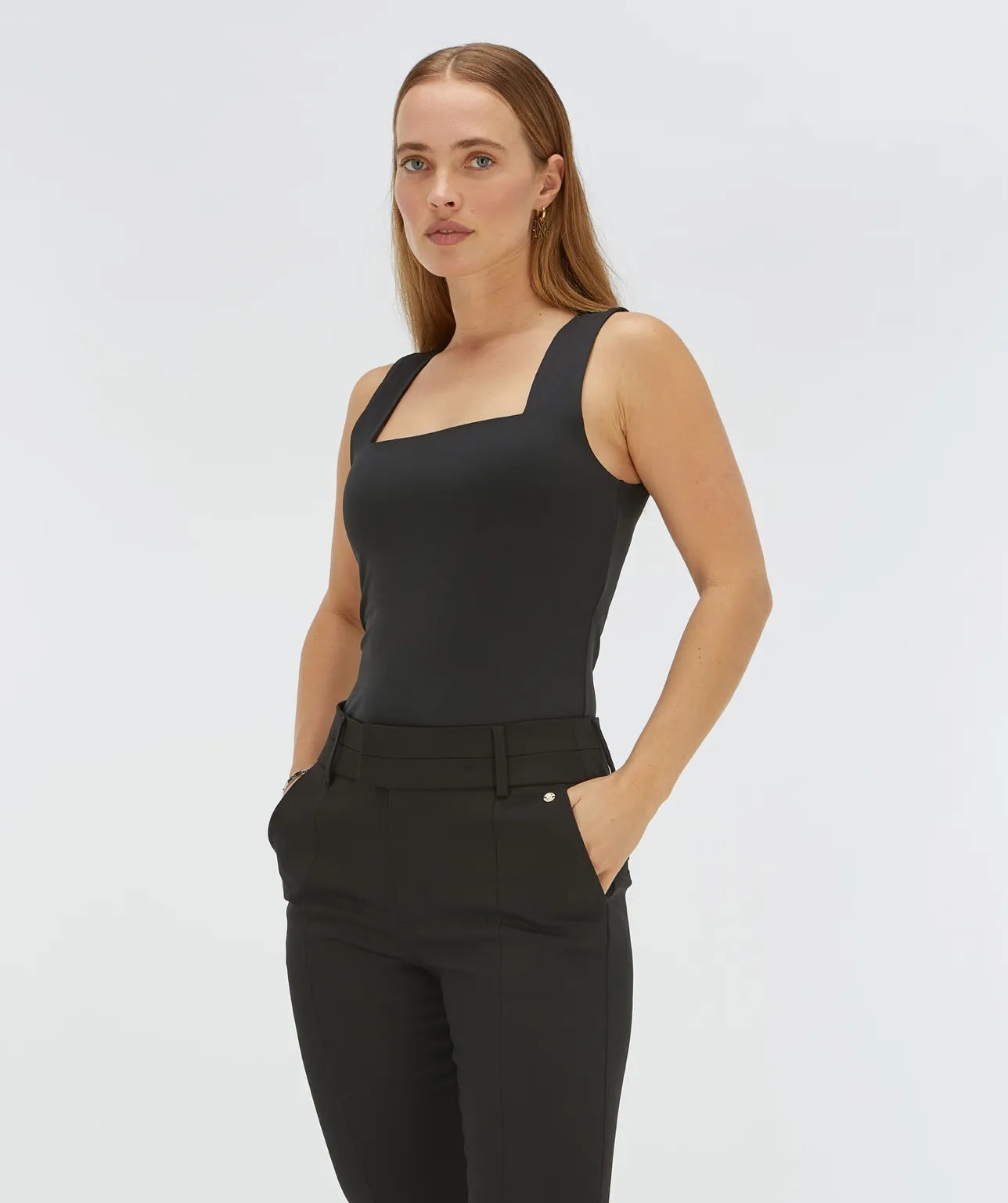Linde Top Black - Josh V New