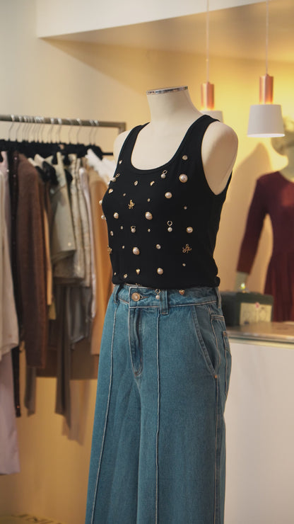 Top com aplicações black - Lança perfume