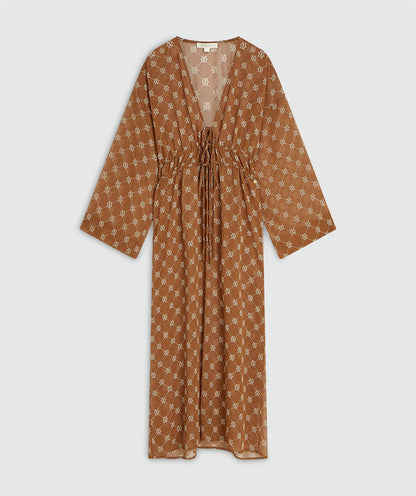 Image 44: Een oversized kimono met logoprint in de kleur Brown zonder model, weergegeven op een lichtgrijze achtergrond